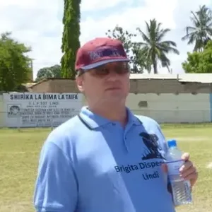 Dr Rainer Vogt